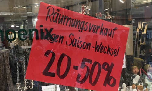 Auch bei Rabattaktionen gelten die grundlegenden Rechte des Käufers. Symbolfoto: Alexander Dontscheff