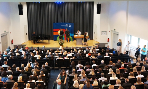 Absolventen-Verabschiedung im Jubiläumsjahr 2015 an der Ostfalia. Foto: Privat