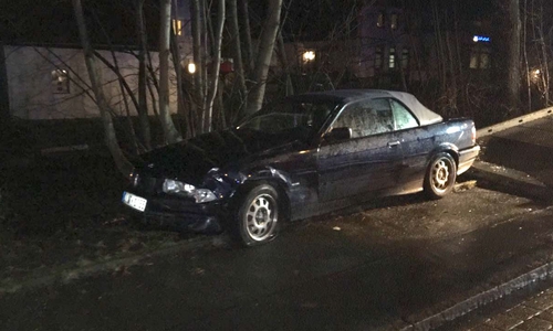 Der BMW des 72-Jährigen Unfallfahrers. Video/Fotos: Aktuell24(KR)