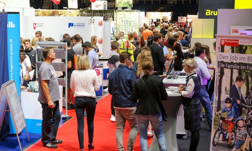 So viele Aussteller wie nie zuvor erwartet die Besucher der Jobmesse. Fotos: BARLAG werbe- & messeagentur GmbH