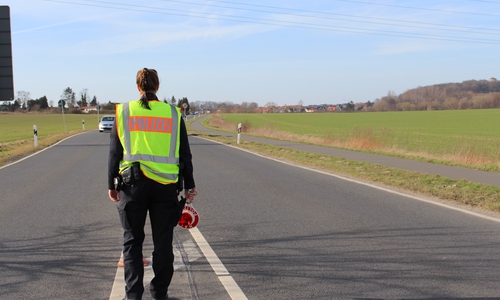Die Polizei führte an mehreren Stellen Fahnundungskontrollen durch. Fotos: Nick Wenkel