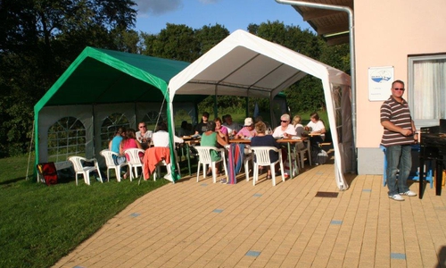 Im Freibad am Elm wurde die Saison bereits beendet. Fotos: Diethelm Krause-Hotopp