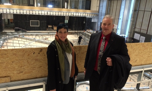 Sarah Grabenhorst-Quidde und Frank Oesterhelweg in der Plenarsaal-Baustelle. Foto: CDU