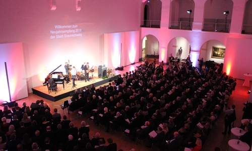 Zahlreiche Gäste trafen sich im Städtischen Museum zum Neujahrsempfang der Stadt Braunschweig. Fotos: Nick Wenkel