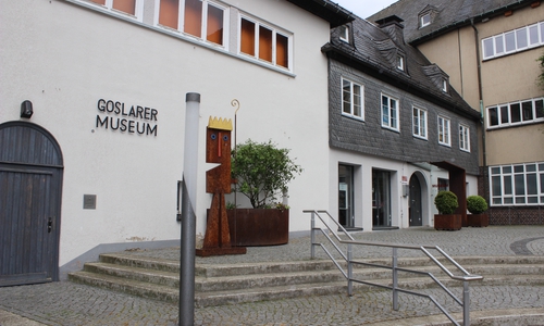 Im Goslar Museum läuft eine Ausstellung mit Werken von Otmar Alt zum Reformationsjubiläum.   Foto: Anke Donner