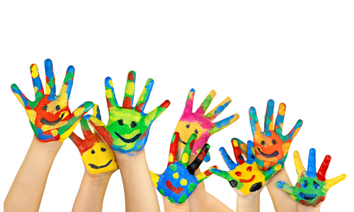 Kinder und Eltern haben viel Spaß in den neuen Kitas. Symbolbild: Tanja / Fotolia