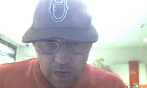 Wer kennt diesen Mann? Foto: Polizei