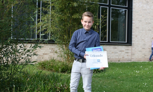Niklas Tacke vom Gymnasium im Schloss gewinnt Geographiewettbewerb. Foto: Privat
