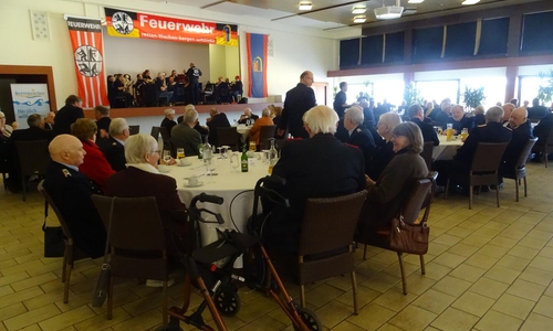 Für die musikalische Untermalung spielte der Feuerwehr Musikzug Grußendorf unter der musikalischen Leitung von Lars Gentemann zur Freude der anwesenden auf. Foto: Feuerwehrpressestelle  Dannheim