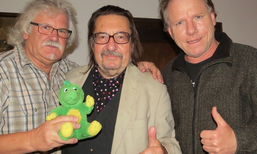 Manfred Kramer, Musiker Manfred Maurenbrecher und Klaus Bergmann bei der Benefizveranstaltung in der Gaststätte "Zum Zoll". Fotos: privat