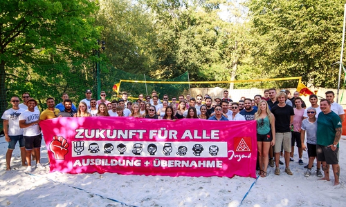 Bei der "OJA Cabana" wurden gemeinsame Aktivitäten für ein größeres Ausbildungsplatzangebot besprochen. Foto: Jannis Große