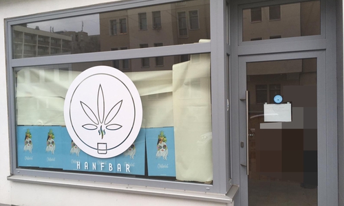 Zeitweise hatte es eine Filiale der Hanfbar im Univiertel gegeben.