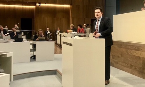 Philipp Raulfs hat seine erste Rede im Landtag gehalten. Foto: SPD