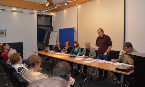 Der Lebenshilfe-Vereinsvorstand:  Uwe Thomas, Stephanie Schacht, Elisabeth Diekmann, Vorsitzender Klaus Bätcke, Dr. Joop van den Heuvel und Carsten Voges. Foto: Lebenshilfe