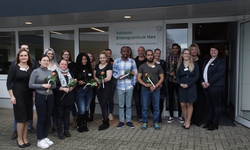 14 neue Auszubildende zur Pflegefachkraft starteten heute ihre Ausbildung in der frisch eröffneten Asklepios-Pflegeschule. Fotos: Marvin König