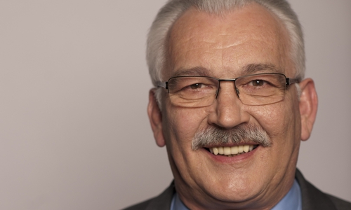 SPD-Bundestagsabgeordneter Wilhelm Priesmeier empfiehlt jungen Menschen, sich für das Parlamentarische Patenschaftsprogramm zu bewerben. Foto: Büro Priesmeier