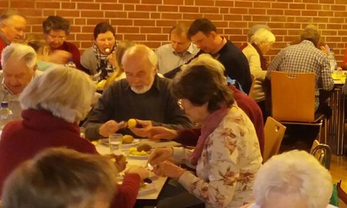 Voller Saal im Roncalli-Haus beim Fastenessen der Kolpingfamilie. Foto: Leitungsteam Kolpingfamilie WF