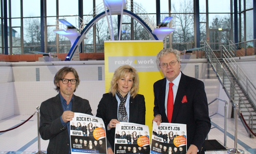Im Hallenbad wird für den guten Zweck gerockt. Foto: Bernd Dukiewitz