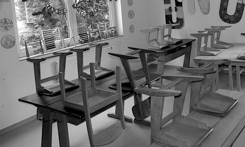 Die Polizei ermittelt nun, wer die Grundschulen verwüstete. Symbolbild: Pixabay