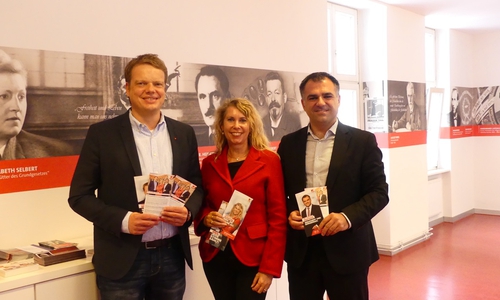Die SPD Braunschweig eröffnete Landtagswahlkampf. Die Direktkandidaten Dr. Christos Pantazis, Christoph Bratmann und  Annette Schütze stellten das Programm für den Wahlkampf vor. Foto: SPD