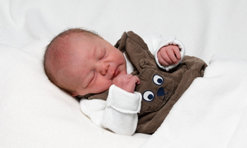 Willkommen, Arthur Theuner. Foto: babysmile24.de