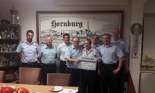 Alexander Schulze, Carsten Köchy, Michel Langner, Wolfgang Hesse,
Ralf Krabel, Thilo Linke, Henry Heldt, Christian Meyer während der Versammlung der Feuerwehr Hornburg. Fotos: Luisa Schneemilch