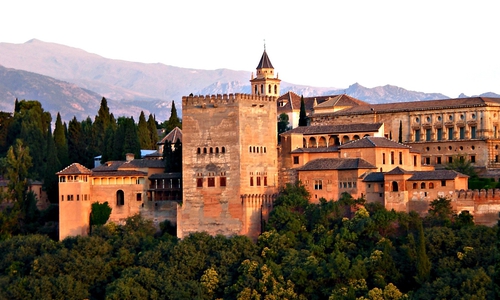 Auch die Alhambra steht auf dem Programm. Foto: pixabay