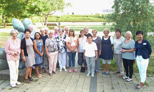 Zahlreiche Ehrenamtliche sind im Klinikum aktiv. Sie alle waren zum Dankeschön-Grillfest eingeladen. Foto: Städtisches Klinikum Wolfenbüttel

 