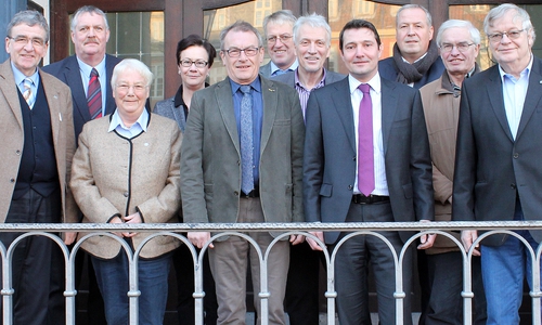 Bürgermeister Thomas Pink, Kersten Meinberg (Linden), Hiltrud Bayer (Fümmelse), Silke Grünewald (Abteilungsleiterin Organisation), Axel Kohnert (Groß Stöckheim), Klaus-Martin Jungkurth (Wendessen), Ralf Achilles (Salzdahlum), Dirk Meier (Adersheim), Andreas Glier (Ahlum), Horst Prediger (Leinde) und Heinz-Jürgen Lingelbach (Atzum). Es fehlt Gerhard Kanter (Halchter). Foto: Stadt Wolfenbüttel