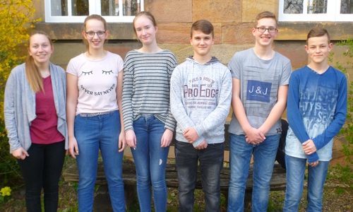 Die Gielder Konfirmanden von links: Klara Schneider, Hannah Uhde, Nikola Rühe, Moritz Wohlgemuth, Luca Biewendt, Lukas Beer (es fehlt Nina Halter. Foto: Ev.-luth. Johannesgemeinde Schladen-Werla