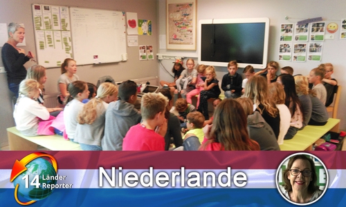 Lehrerin Claudia Prins bespricht den Tag mit den Schülern ihrer Gruppe. Quelle: Focus, Petra Apfel/FOL
