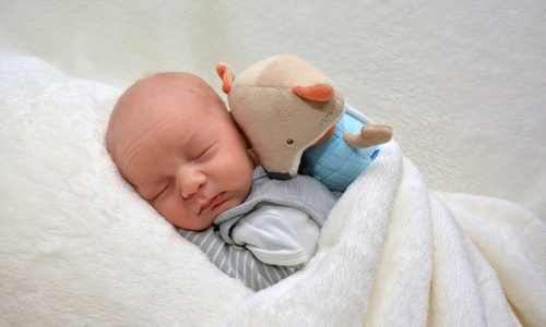 Herzlich Willkommen, Daren-Noel Zimbili. Foto: babysmile24.de