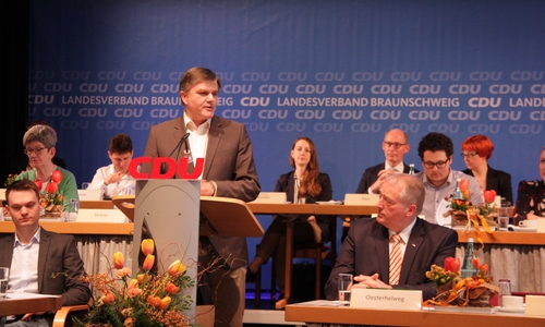 Von links: Claas Merfort, Uwe Schünemann MdL, Frank Oesterhelweg MdL. Foto: CDU-Landesverband Braunschweig