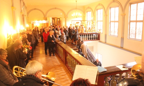 An diesem ersten Adventswochenende findet der Weihnachtsmarkt im Schloss statt. Fotos: Anke Donner 