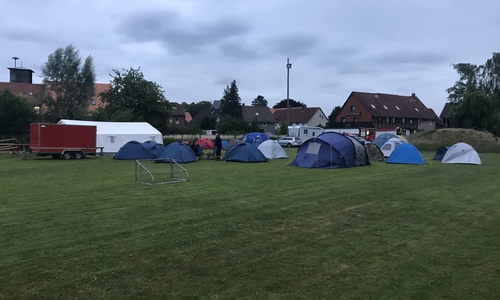 Jugendfeuerwehren der Samtgemeinde Oderwald zelteten. Fotos: Presseteam FF SG Oderwald