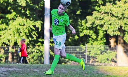 Fritz-Walter-Medaille in Gold für den besten U17-Nachwuchsspieler Deutschlands: Gian-Luca Itter. Foto: Frank Vollmer