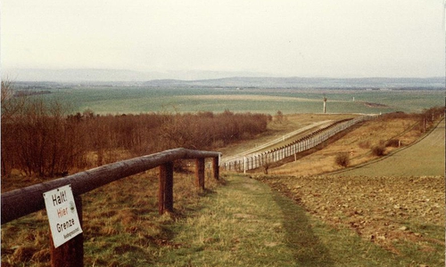 DDR-Grenze bei  Hornburg aus westdeutscher Sicht. Foto: Dieter Kertscher