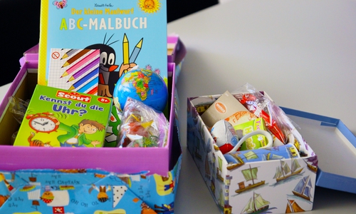 So könnten die Päckchen zum Beispiel aussehen. Fotos: Stadt Wolfenbüttel