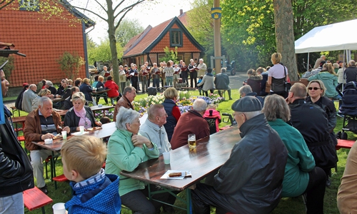 Maibaumfest in Atzum. Foto: Privat