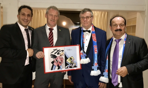 Werner Tewes, Günter Koschig, Martin Schilff, Fadi Saad mit Zivilcourage-Cartoon. 