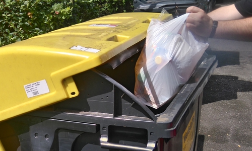 Wo landet der Plastikmüll aus den Wertstofftonnen? Symbolfoto: Alexander Dontscheff