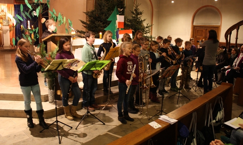 Das Theodor-Heuss-Gymnasium veranstaltete wieder einen Weihnachtsgottesdienst. Fotos: Privat