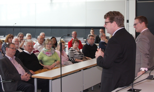 Carsten Müller und Tino Sorge begrüßten die Gäste. Foto: CDU