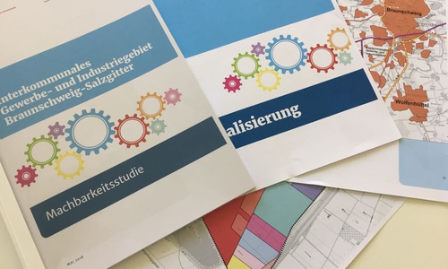 Ulrich Markurth und Frank Klingebiel stellten die Machbarkeitsstudie vor. Foto: Anke Donner 