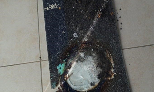 Die Überreste einer Schüssel und einer Glasplatte, die auf dem Herd standen. Foto: Feuerwehr