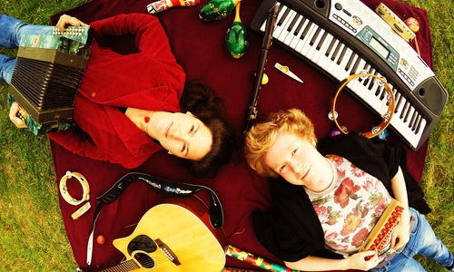 Das Akustik-Duo Catchy Tunes. Foto: privat
