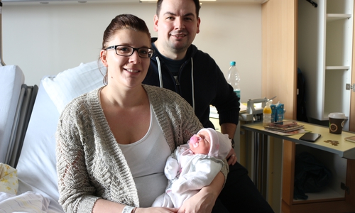 Jennifer und Jakob Schweizer mit Töchterchen Johanna. Fotos: Anke Donner