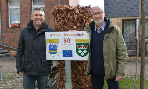 Die beiden Präsidenten der Partnerschaft: Francois Fortis (Briouze) und Wolfgang Bothe (Salzdahlum). Foto: Privat