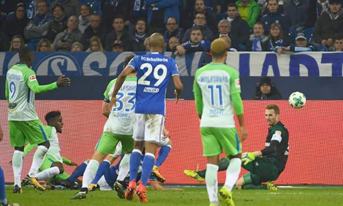 Origi irgendwie vorbei an Fährmann. Foto: imago
