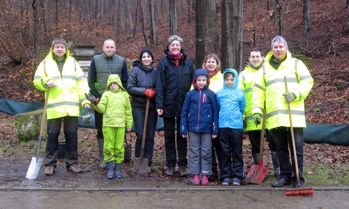 Die Mitglieder der Amphibienschutzgruppe. Foto: Katharina Onkes